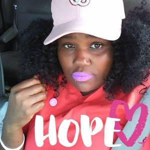 Meet your Posher, Chrissy